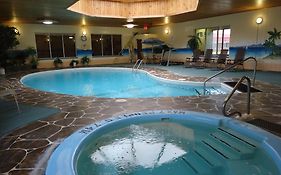 Canway Inn And Suites Dauphin